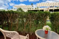 Maui Banyan Ground Floor 2 Full Baths,Steps to Kamaole 2,Great Walking Location. - Private Pools