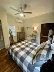 Summers Are Better @ Lake Chatuge - Waterfront Farmhouse in Hiawassee, GA - 4-stjärniga