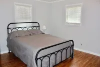 Mema and Pa’s Place - 3-Star