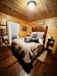 Cozy Chalet retreat on Lake Pennock - Chalets