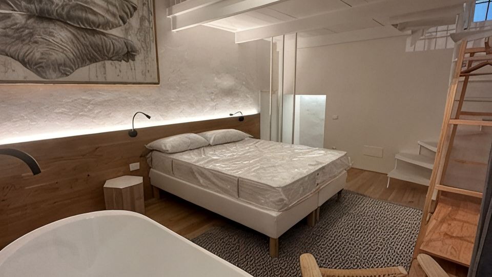 Historic apartment entirely renovated in the heart of Florence