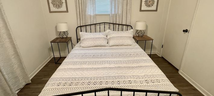 Relaxing, Spacious, Quiet, Ranch-style Getaway Hotels in Springdale