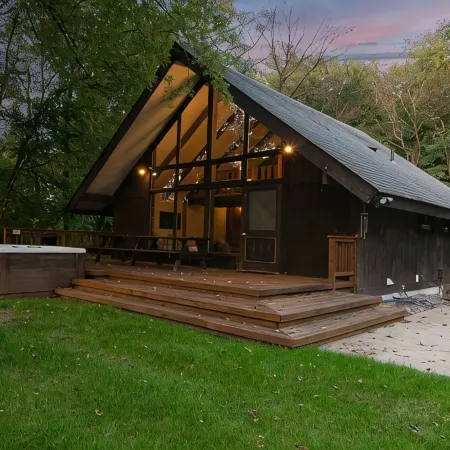 Luxury Ski In-Out ● Mountain Creek ● Hot Tub ● Golf