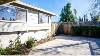 Dreamy Luxe Pool Retreat - 3BR in Urban Campbell - Wifi