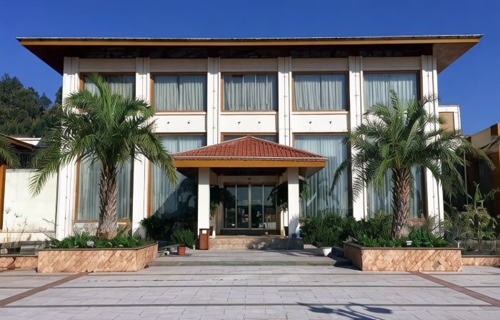 Donghe Hotel