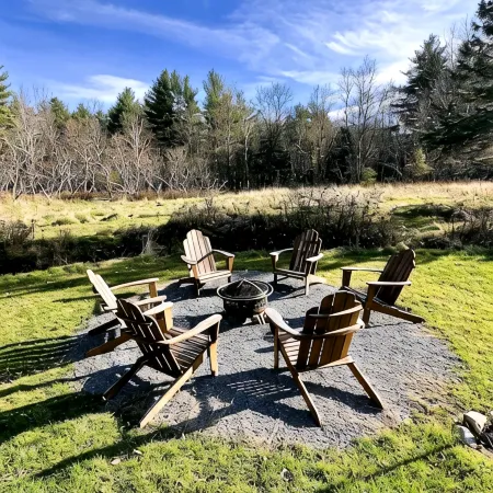 Rocky Branch Retreat on 33 acres with fenced yard, fireplaces & deck