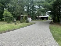 Cabin in waterfall country with trail access and screened porch.  Pet friendly! - 2-Star