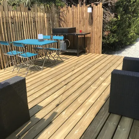 Cosy semi-detached house, terrace 800m from the swimming pool