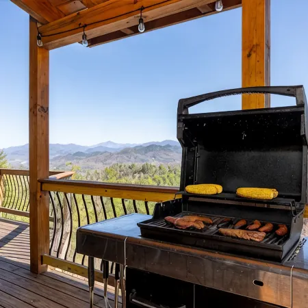Luxury Cabin with Epic Mountain Views • Hot Tub • 10 Min to Cades Cove