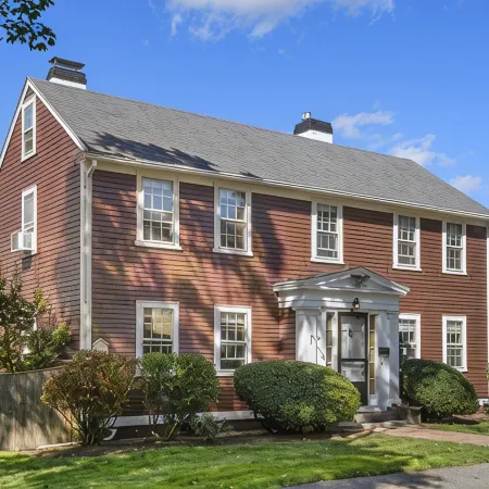 Robert Manning Place•Historic 1824 Salem Home with Parking•Walk to Downtown