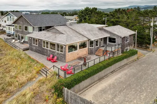 Oceanfront-Nicest on the Beach! Full Late 2025 Renovation!! - Boutique