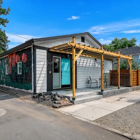 Adorable Modern Guesthouse - West Downtown Boise
