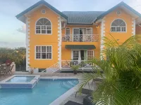 Faith's Villa Tobago - Parking