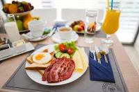 Piraeus Port Hotel - 2-Star