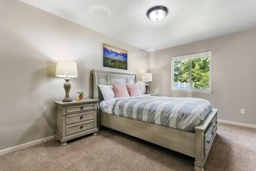 Family home -desirable neighborhood w/ pool access - ヴィラ