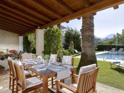Castello Villa Daphnes - Private Pool & Whirlpool