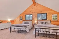 McCall Cabin Getaway - 2성급