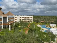 Hotel Mundo Maya Edzná - С бассейном