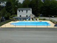 Belle Isle Motel - Pools