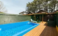 Boryeong Hiddenvillage Dokchae Poolvilla - Swimmingpools
