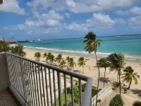 Relax Oceanfront @ Marbella West - 2 星級