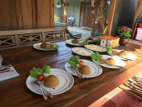 Watukarung Ristu Homestay - parking
