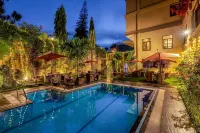 Athena Hotel Kampala - Pools