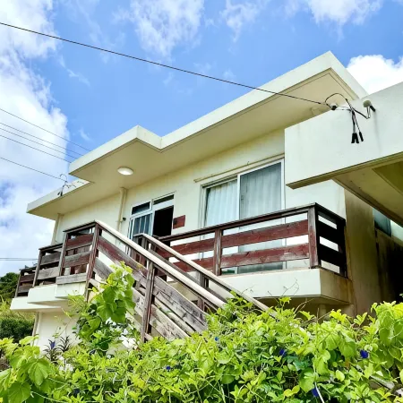guesthouse Monstera(KUMEJIMA)