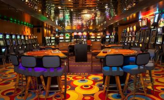 Trupial Hotel & Casino