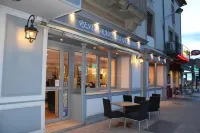 Les Glycines Hotel a Montfrin