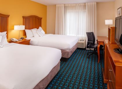 Fairfield Inn & Suites Greensboro Wendover