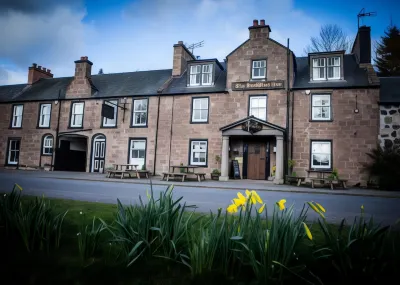 Bankfoot Inn Hotels near Ossian's Hall