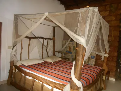 Sapphire Holiday Resort Hotels near Okapathana Ella