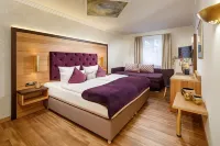 Hotel Schlosskrone Hotels in Hohenschwangau