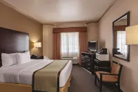 La Quinta Inn & Suites by Wyndham Davis Hotels in Davis