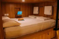 Bluewaters Pods 38 Hongkong St
