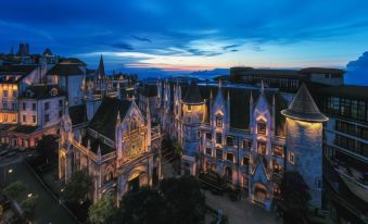 T Y Hotel