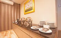 Genio Hotel Manado - servizio colazione