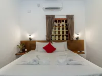 Poolside Villa Hotel in zona Monumento Independent