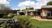 Tokemata Retreat Hotels in Cobram