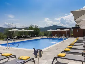 Hotel Degenija