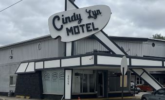 Cindy LYN Motel
