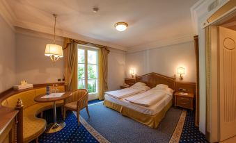 Cityhotel Goldener Adler B&B