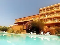 Le Méditerranée Hotels in Piana