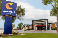 Comfort Inn South Shore فنادق في Varennes