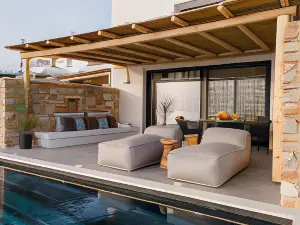 Phoenicia Naxos