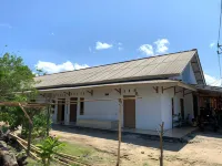Haerudin Homestay Hotels in Panimbang