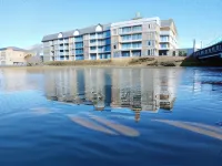 Rivertide Suites