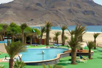 Lam Hotel Foya Branca - Pools