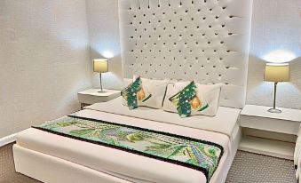 The Hotel Sophia - Housity